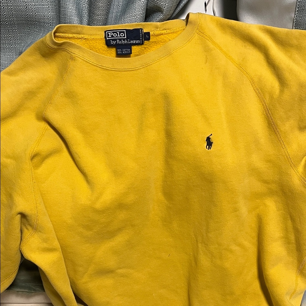 Good condition vintage Ralph Lauren sweatshirt